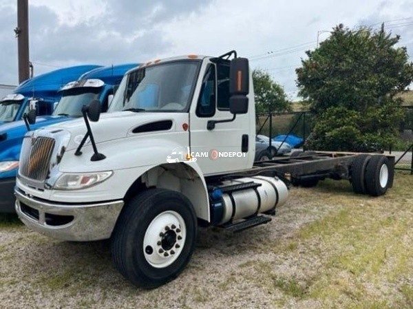 Truck