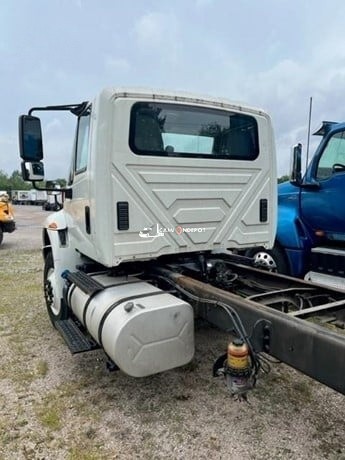 Truck Thumbnail 2