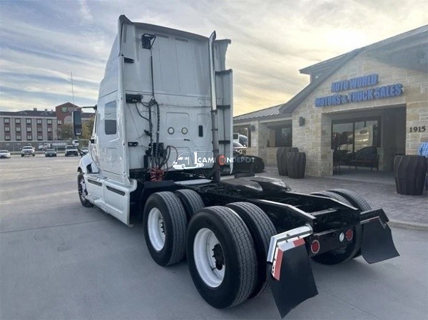 Truck Thumbnail 4