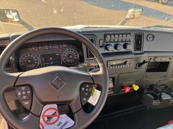 Truck Thumbnail 3