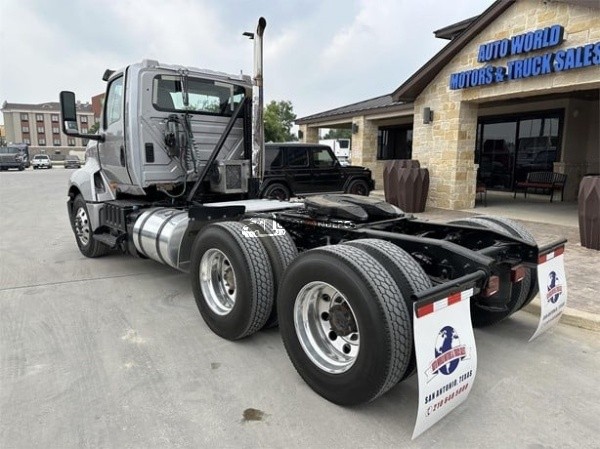 Truck Thumbnail 2