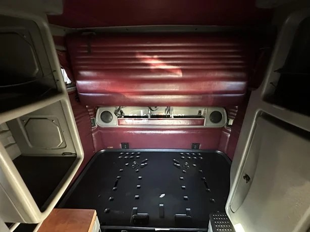 Truck Thumbnail 4
