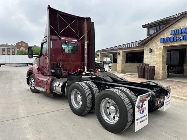 Truck Thumbnail 4