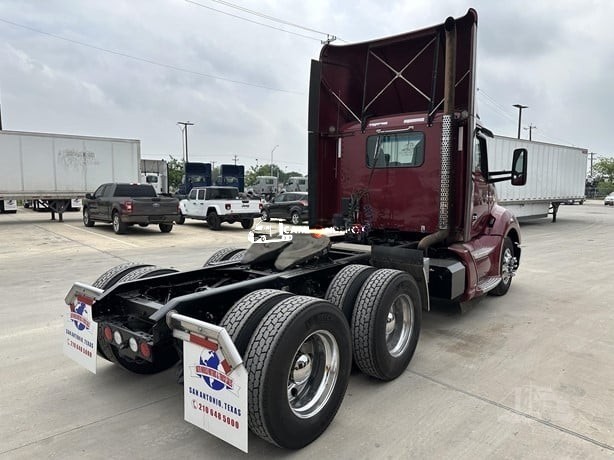 Truck Thumbnail 2