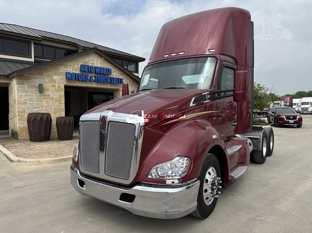 Truck Thumbnail 3