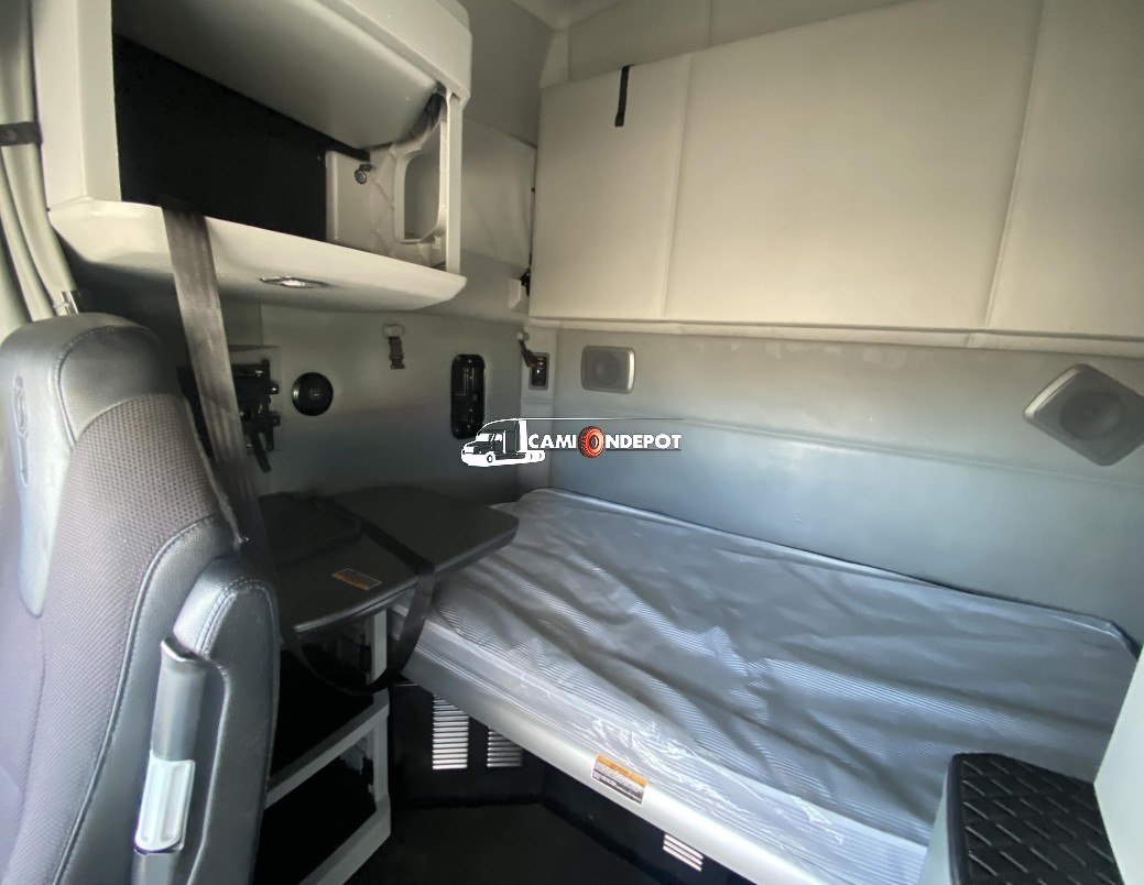 Truck Thumbnail 4