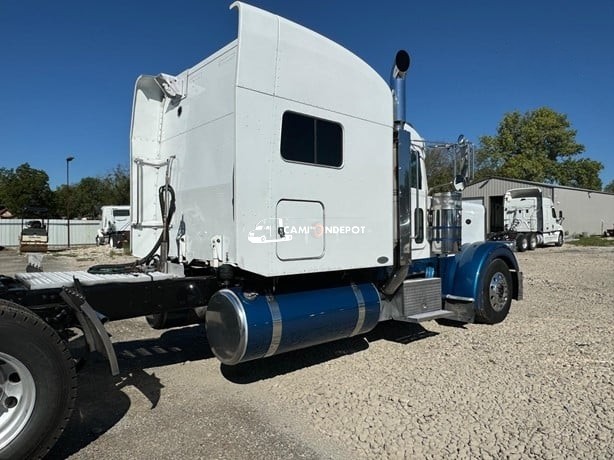 Truck Thumbnail 2