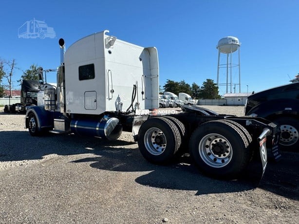 Truck Thumbnail 4