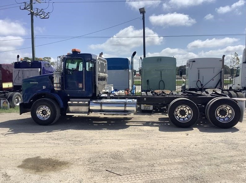 Truck Thumbnail 3