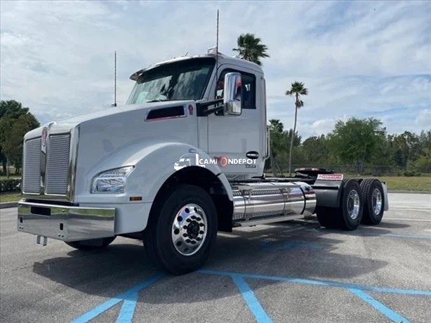 Truck Thumbnail 3