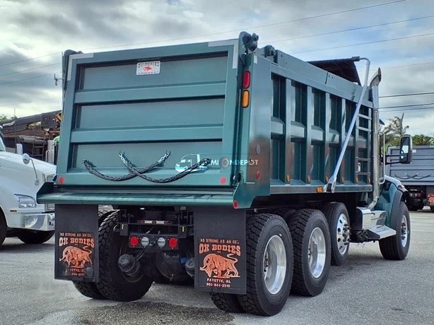 Truck Thumbnail 2
