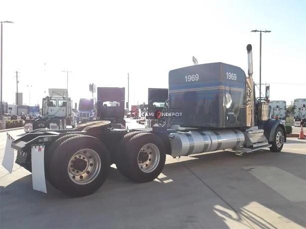 Truck Thumbnail 4