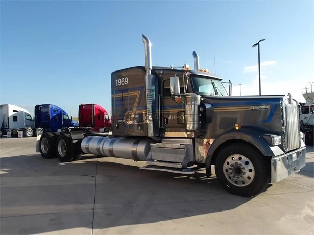 Truck Thumbnail 3