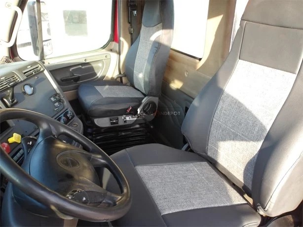 Truck Thumbnail 6