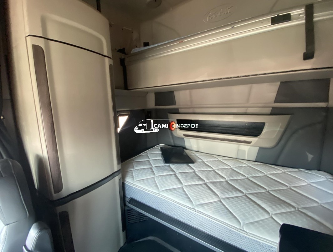 Truck Thumbnail 3