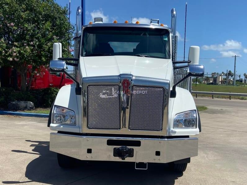 Truck Thumbnail 3