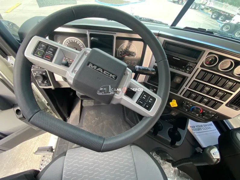 Truck Thumbnail 5