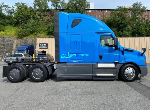 Truck Thumbnail 4