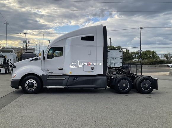 Truck Thumbnail 4