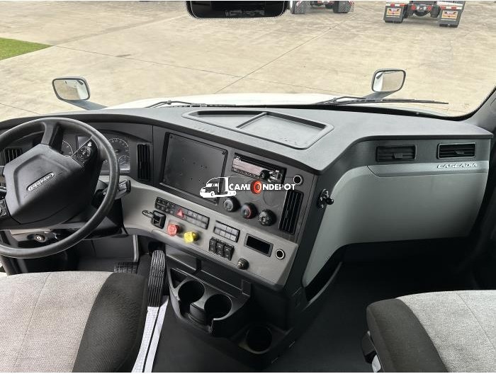Truck Thumbnail 6