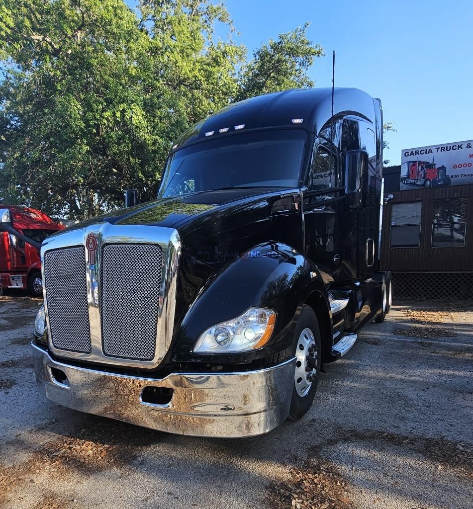Truck