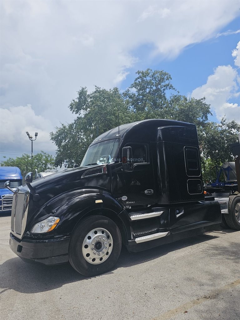Truck