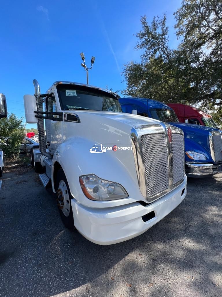 Truck Thumbnail 3