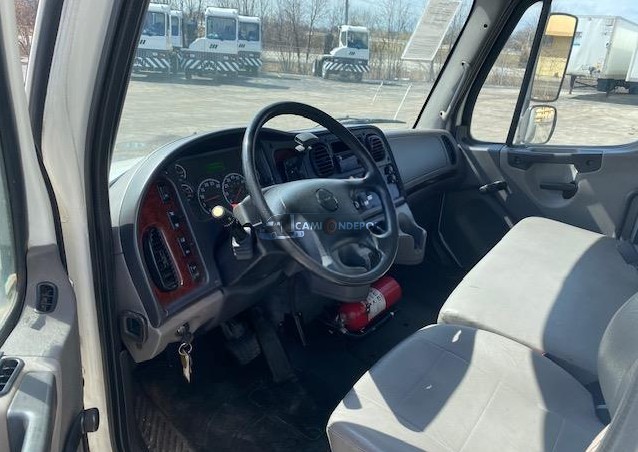 Truck Thumbnail 7