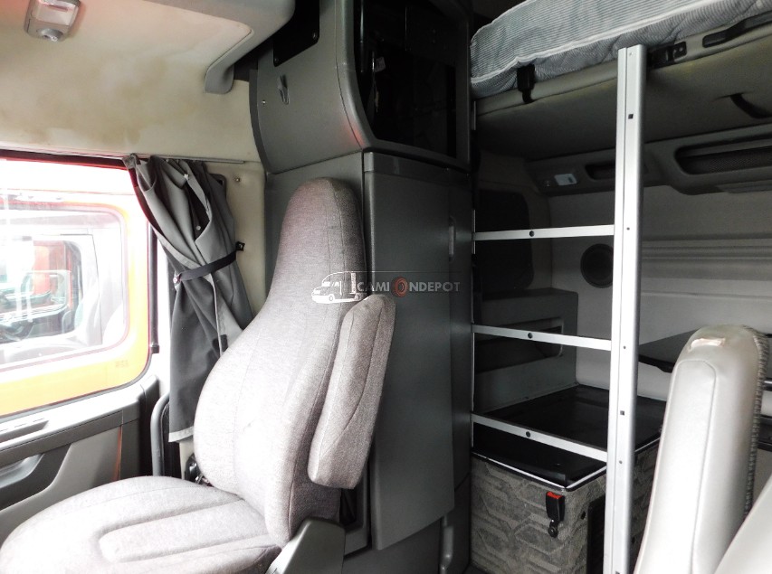 Truck Thumbnail 3