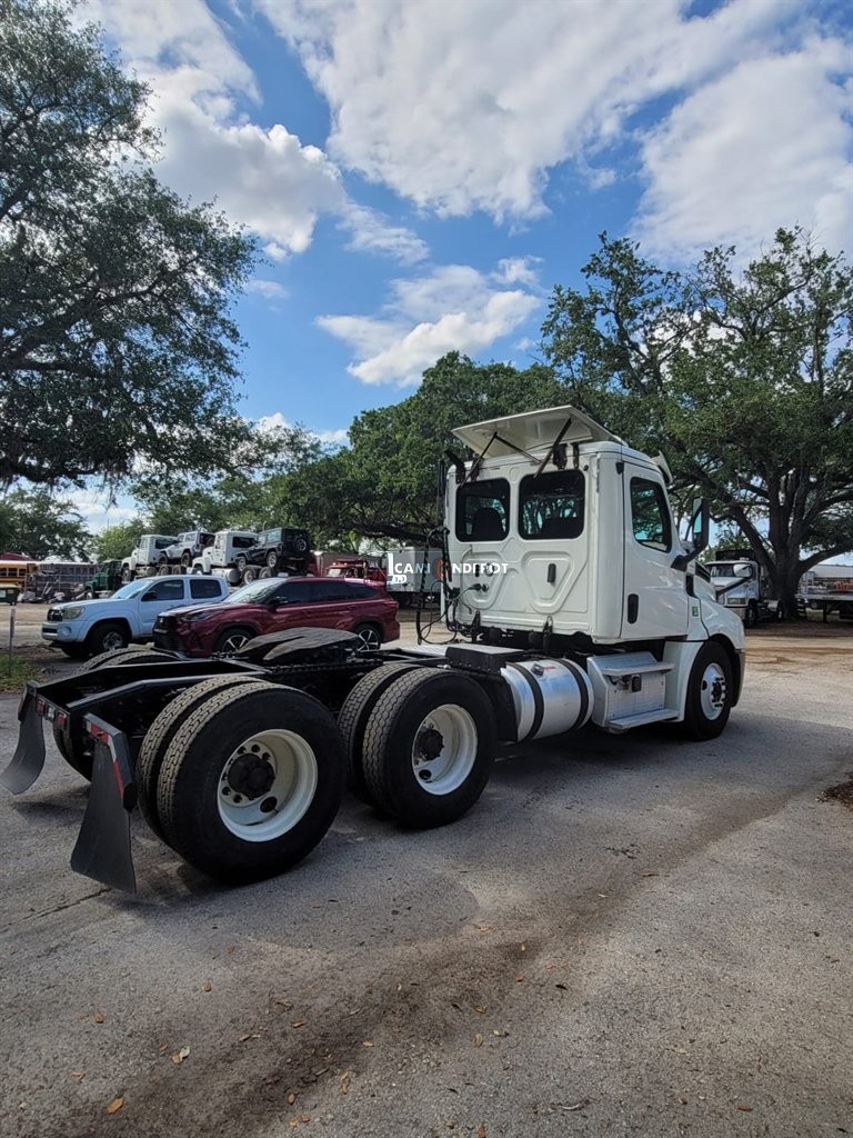 Truck Thumbnail 2