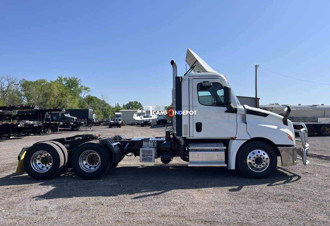Truck Thumbnail 2