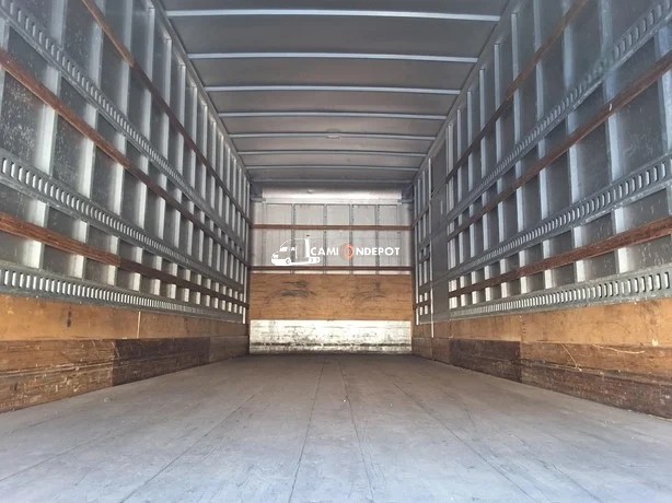 Truck Thumbnail 4