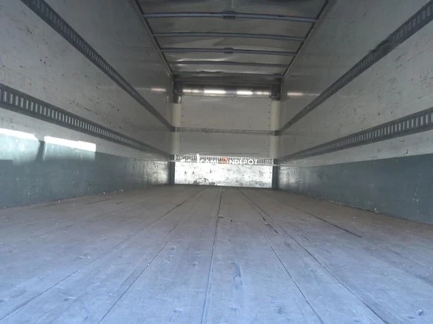 Truck Thumbnail 4