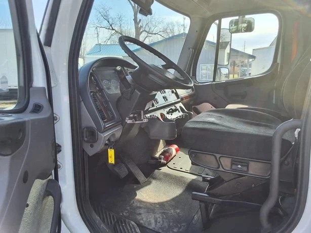 Truck Thumbnail 5