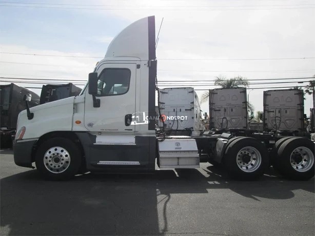 Truck Thumbnail 3