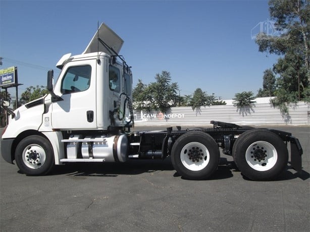 Truck Thumbnail 2