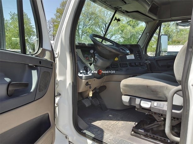 Truck Thumbnail 6