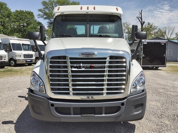 Truck Thumbnail 2