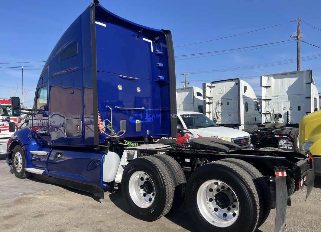 Truck Thumbnail 2