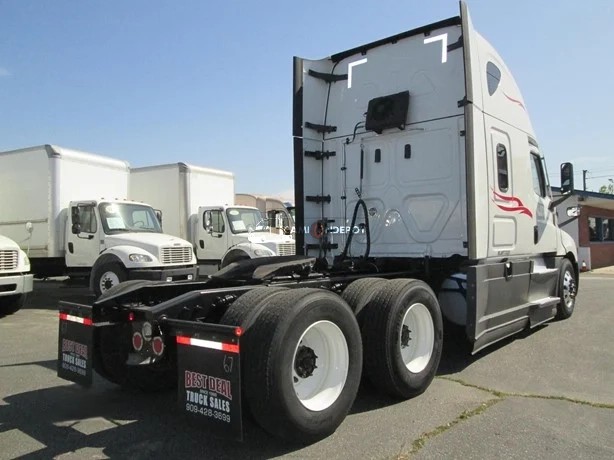 Truck Thumbnail 2