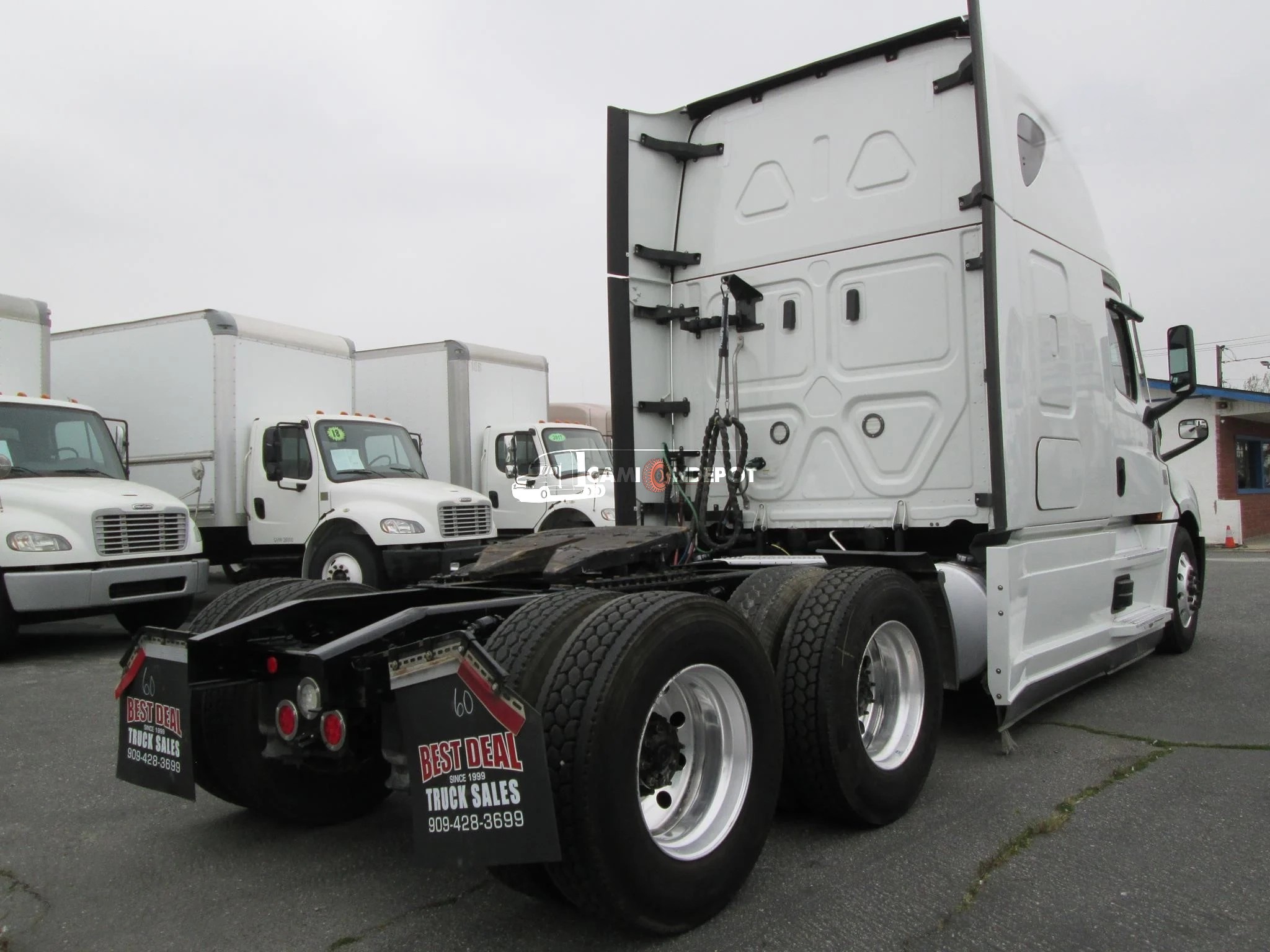 Truck Thumbnail 2