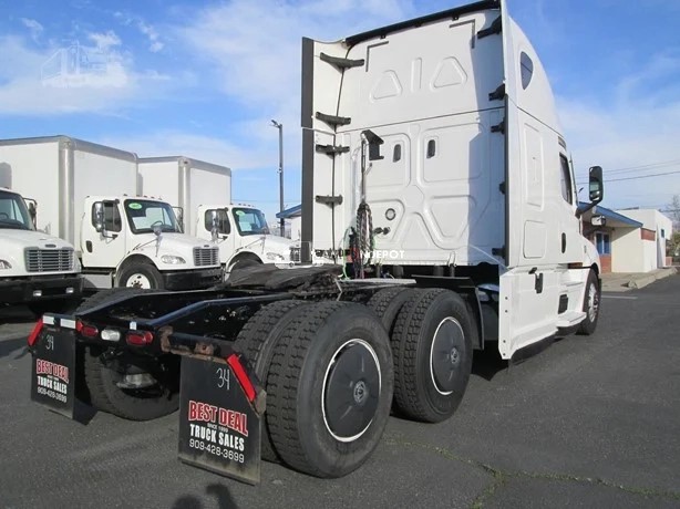 Truck Thumbnail 2