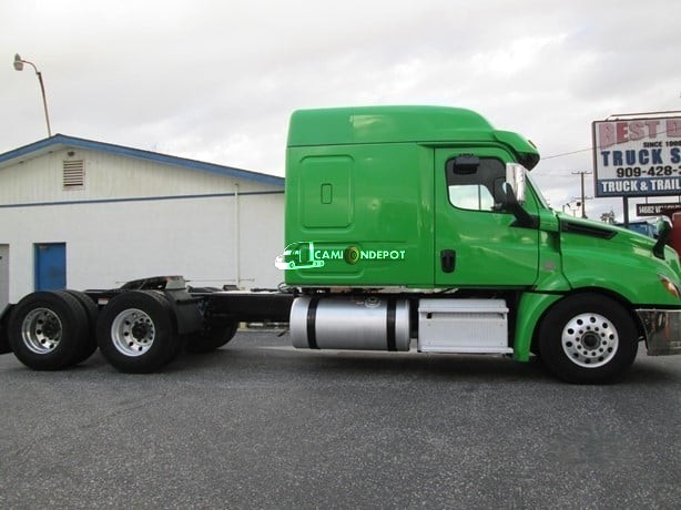 Truck Thumbnail 2
