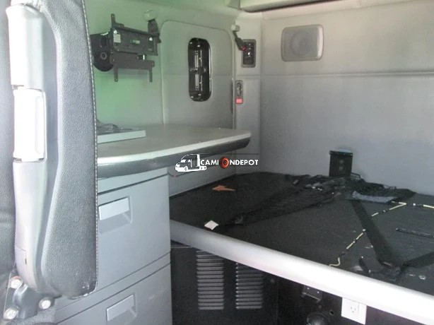 Truck Thumbnail 5