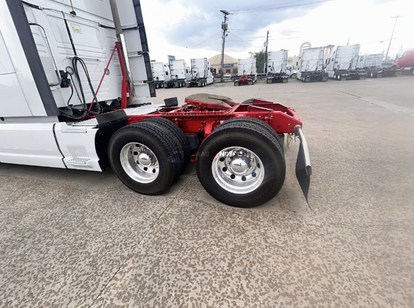 Truck Thumbnail 4