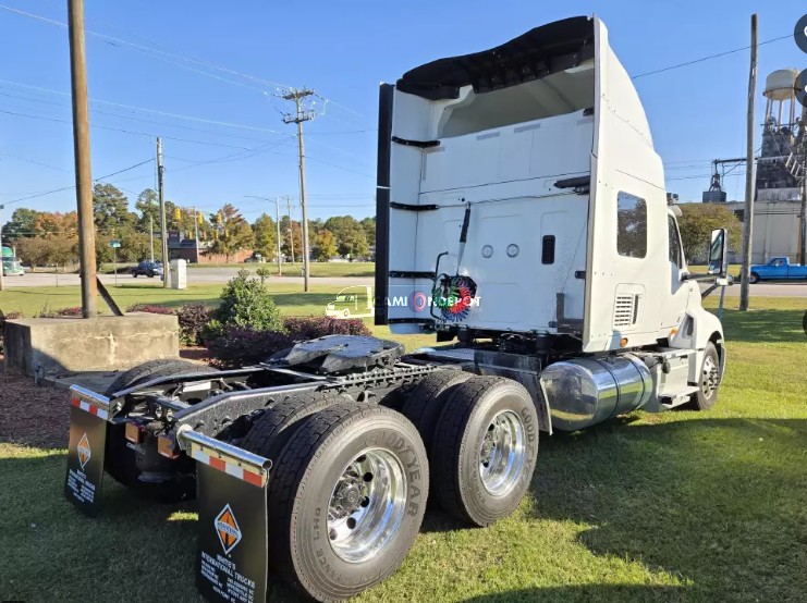 Truck Thumbnail 4