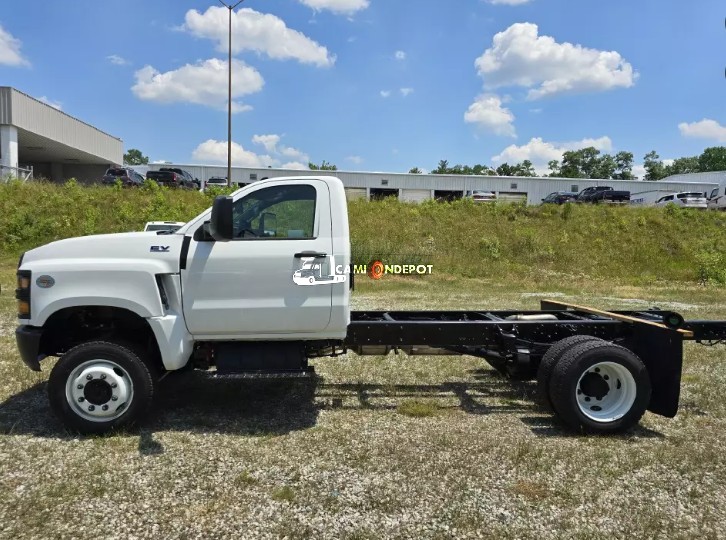 Truck Thumbnail 4