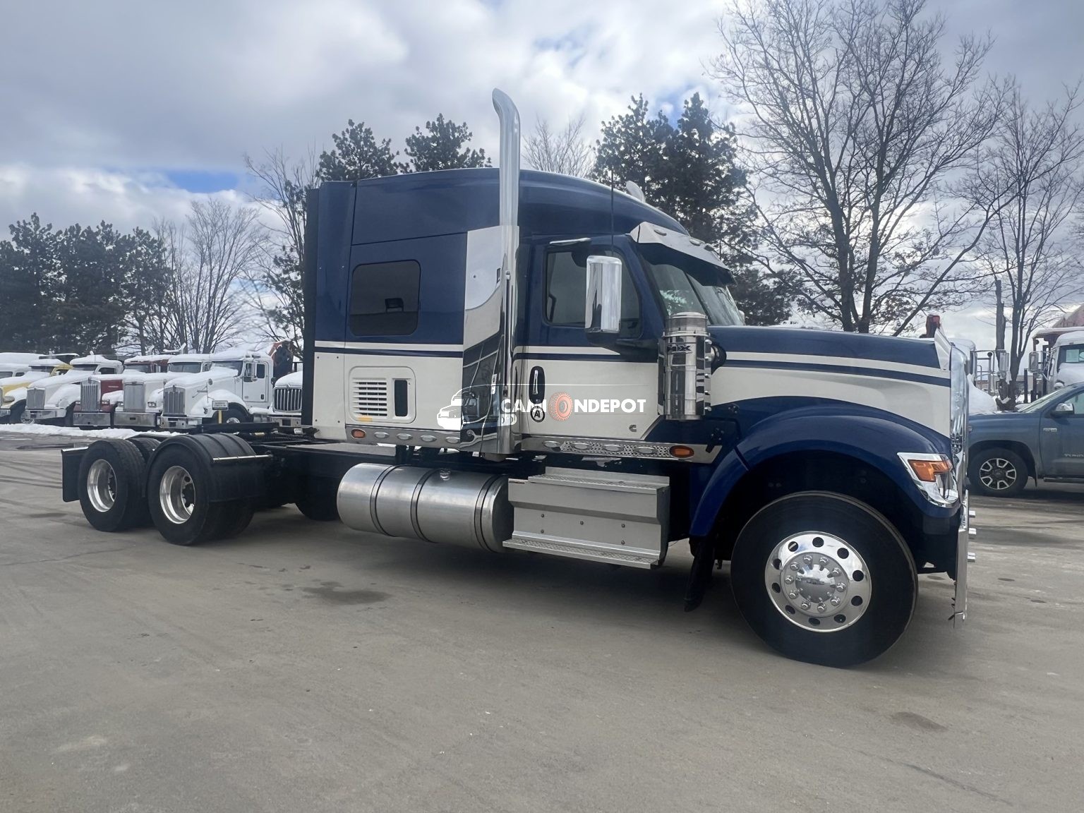 Truck Thumbnail 4