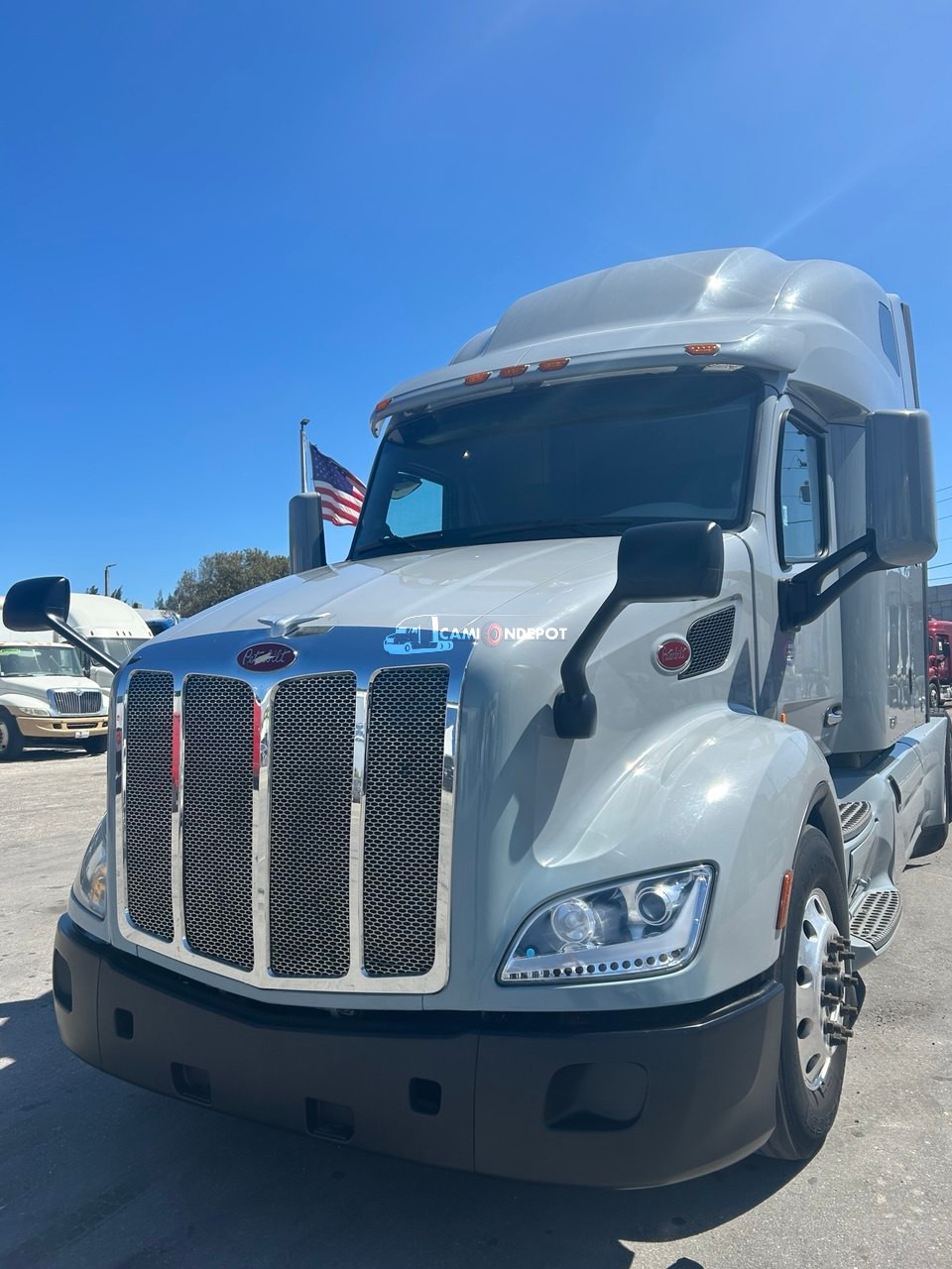 Truck Thumbnail 3