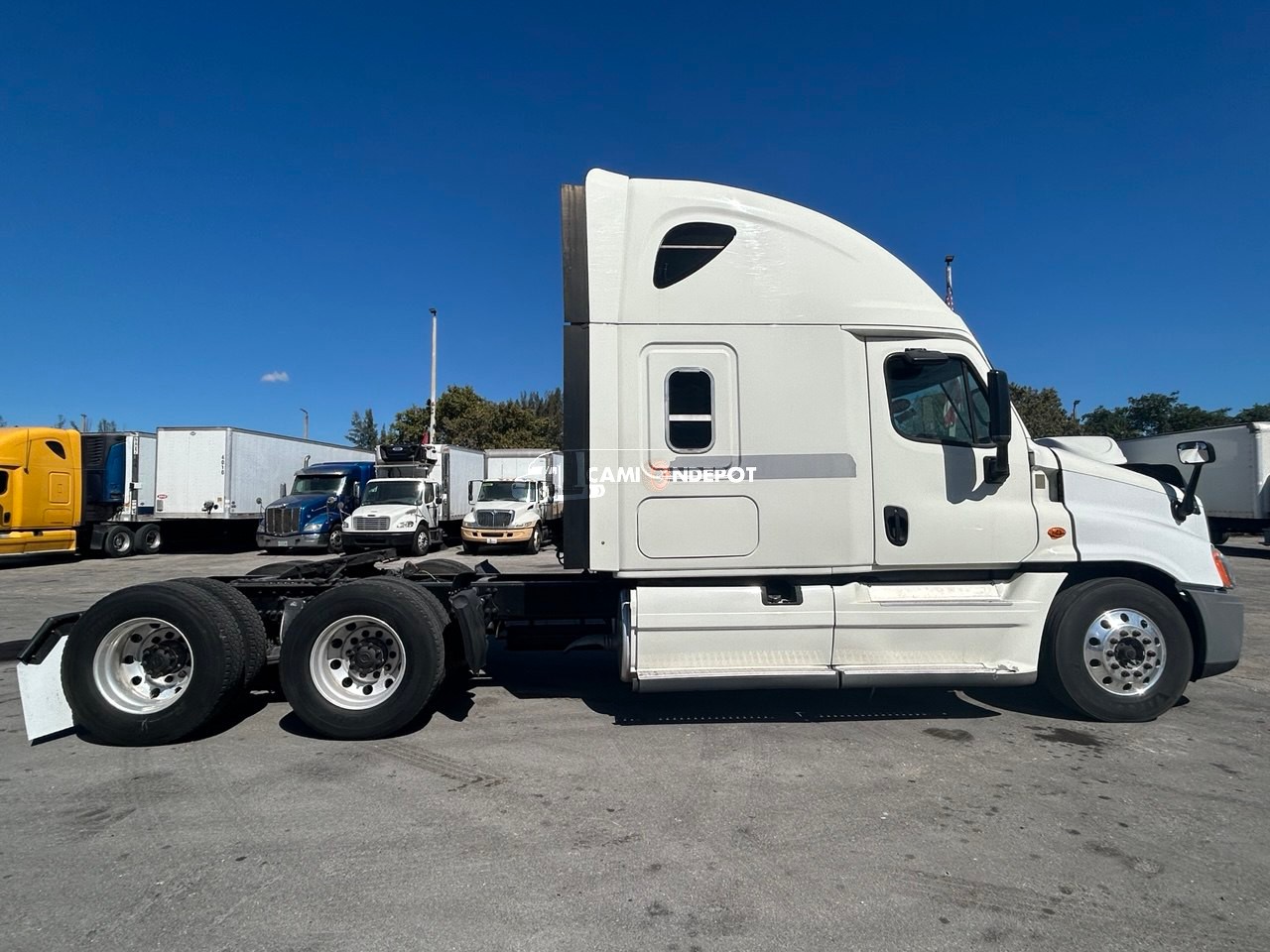 Truck Thumbnail 2